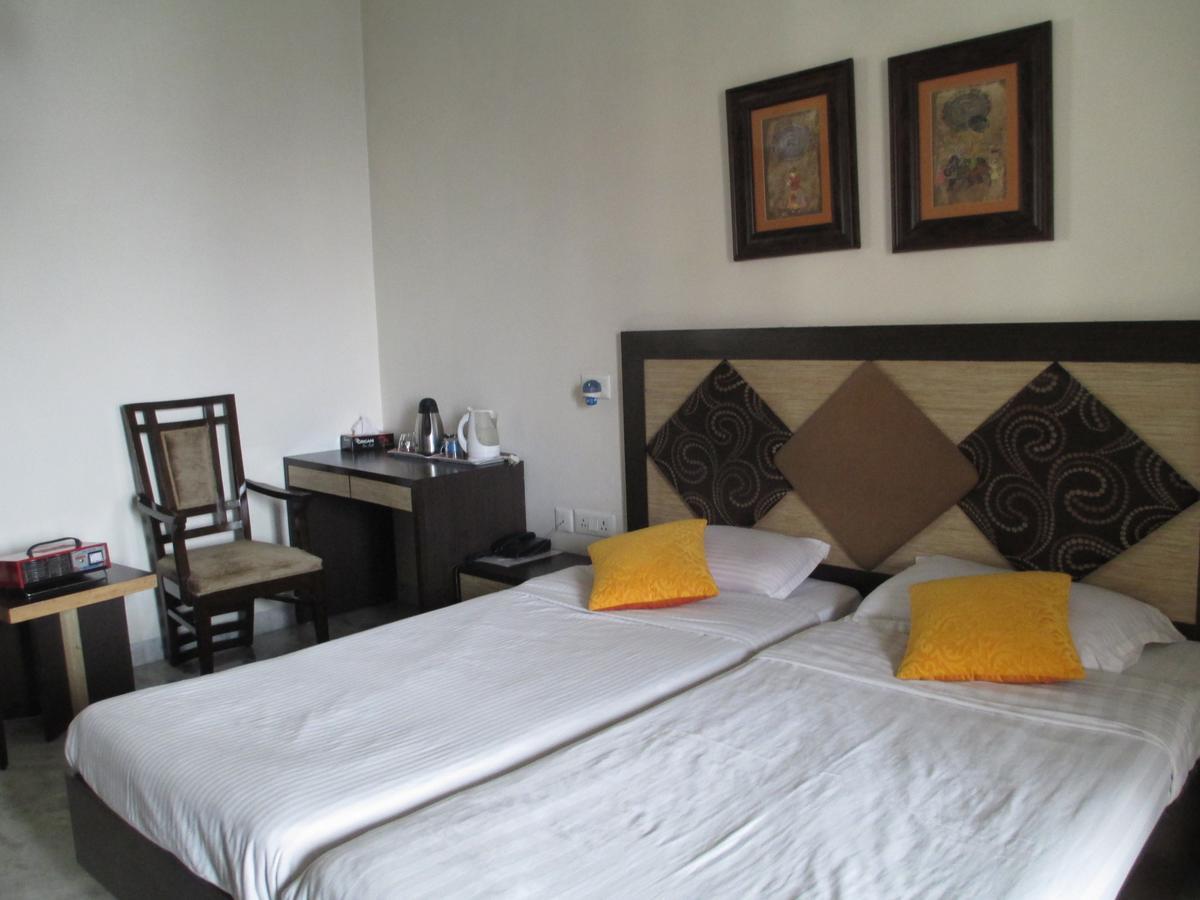 뉴델리 East End Retreat B&B 외부 사진